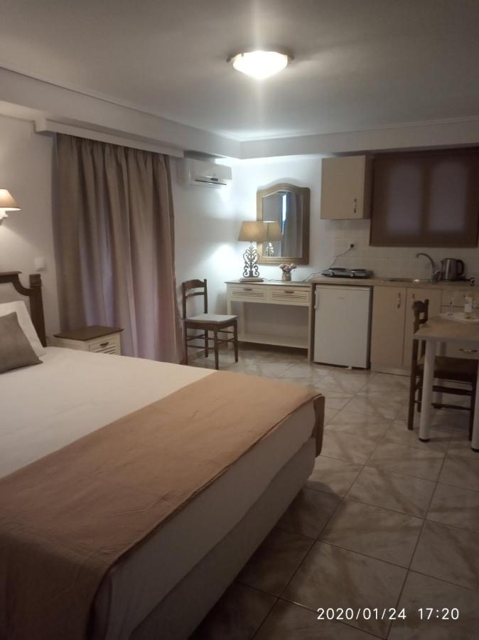 Bellarias House Aparthotel Нидри Екстериор снимка