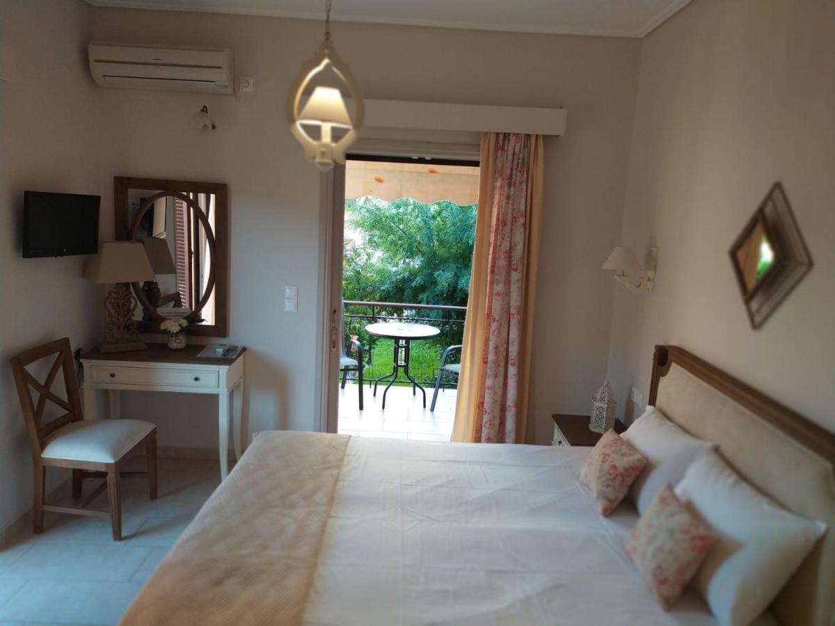 Bellarias House Aparthotel Нидри Екстериор снимка