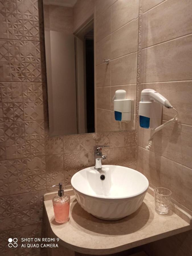 Bellarias House Aparthotel Нидри Екстериор снимка