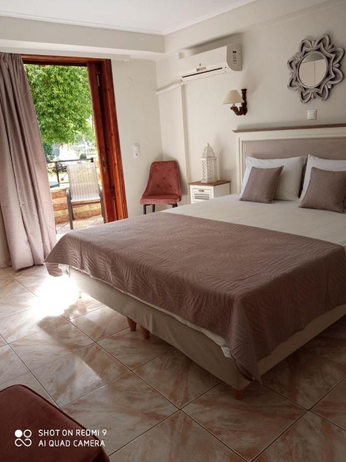 Bellarias House Aparthotel Нидри Екстериор снимка