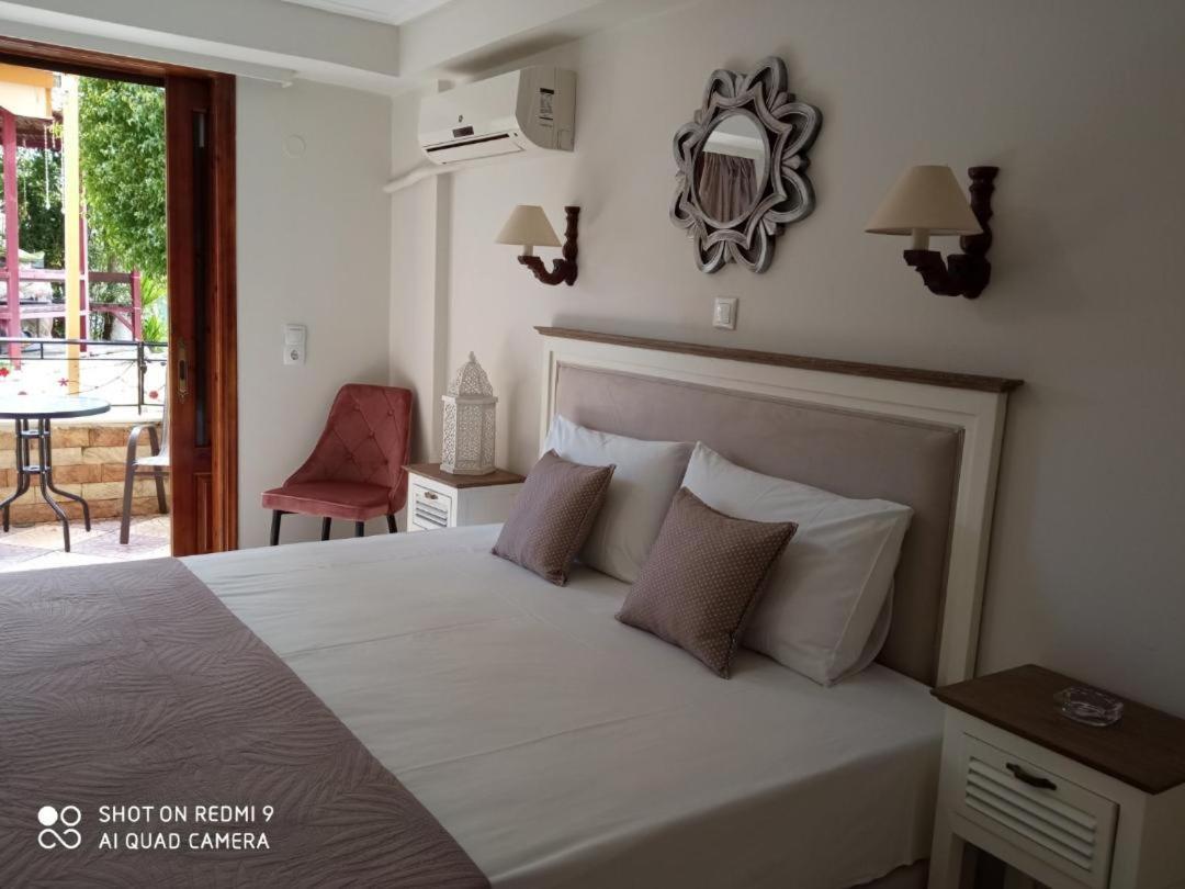 Bellarias House Aparthotel Нидри Екстериор снимка