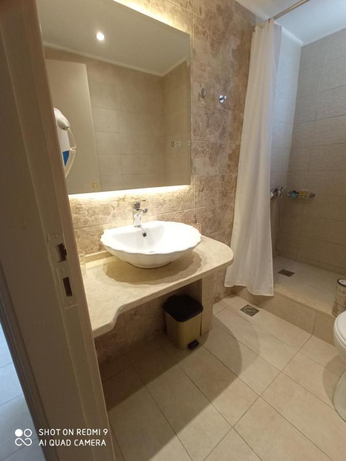 Bellarias House Aparthotel Нидри Екстериор снимка