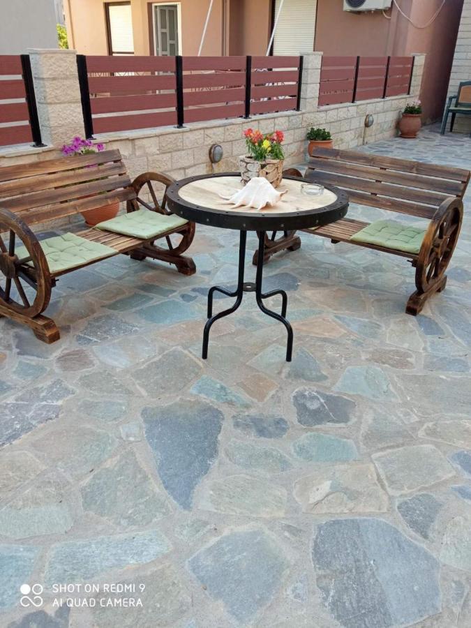 Bellarias House Aparthotel Нидри Екстериор снимка