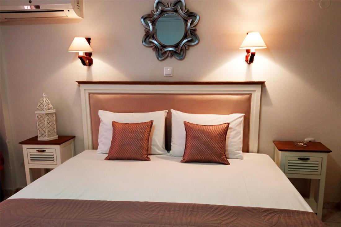 Bellarias House Aparthotel Нидри Екстериор снимка