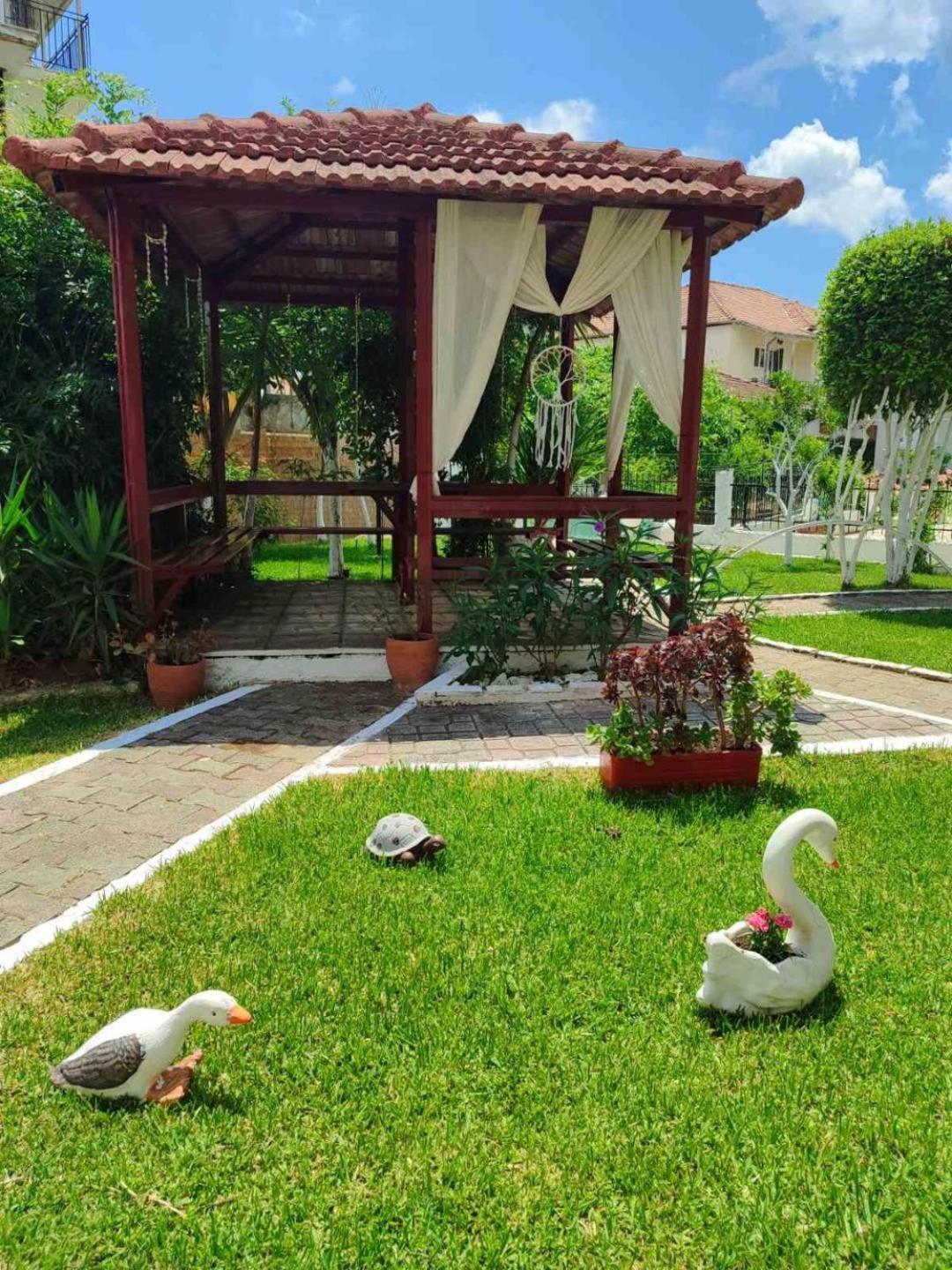 Bellarias House Aparthotel Нидри Екстериор снимка
